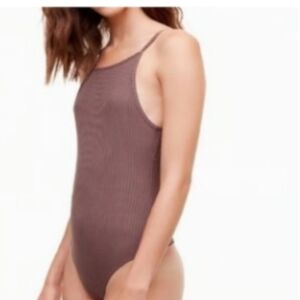 Aritzia Wilfred Annecy Ribbed Thong Spaghetti Strap Bodysuit lavender SZ S